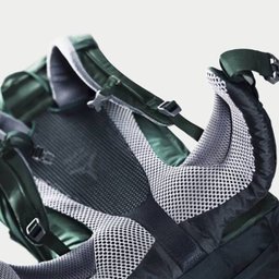 Mochila de ataque Deuter espaçosa e perfeita para hiking, caminhadas técnicas e peregrinos Futura - 4