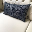 Ver imagem 4 de Almofada Retangular Luxo Arabesco Preto e Prata 50x28cm
