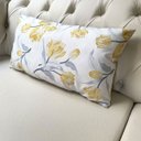 Ver imagem 3 de Kit 3 Almofadas Composê Veludo Amarelo Liso e Floral Cinza