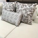 Ver imagem 2 de Kit 3 Almofadas Composê Floral e Geométrico Marrom Sued Premium