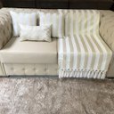 Ver imagem 4 de Kit Manta Listrado, 2 Capas de Almofada e 1 Almofada Retangular Luxo Branco com Dourado 45cmx45cm