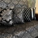 Ver imagem 2 de Kit Manta Arabesco e 4 Capas de Almofada Luxo Preto e Prata 45x45cm