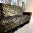 Ver mais imagens de Manta para Sofá Tecido Jacquard Luxo Geométrico Preto e Dourado 190x140cm