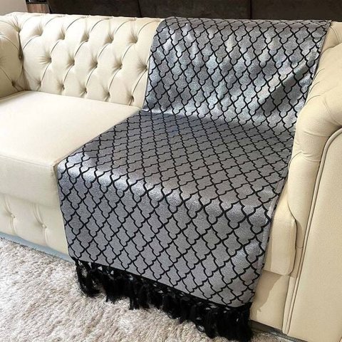 Manta para Sofá Tecido Jacquard Luxo Geométrico Preto e Prata 190x140cm
