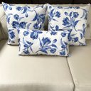 Ver imagem 6 de Kit 3 Almofadas Composê Floral Azul Sued Premium