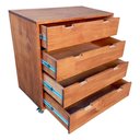 Ver imagem 2 de Cômoda de Madeira Maciça com 4 Gavetas e 4 Rodízios Cor Castanheira
