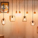 Ver imagem 4 de Lustre Pendente Rústico Quadrado em Madeira Tampa Canopla Regulável 1,20m para Teto Fio Pp Bocal Soq