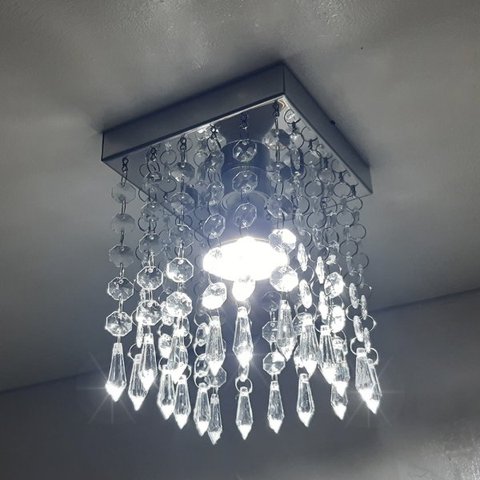 Lustre Em Cristais Acrílicos Alto Brilho Com 15 Cm De Altura