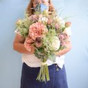 Ver imagem 1 de Buquê de Flores Artificiais Rosas e Flores do Campo