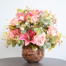 Arranjo de Flores Artificiais Rosas e Lírios Pink Redondo - 10