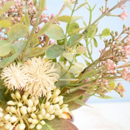 Arranjo de Flores do Campo Artificiais no Vaso Trouxinha Âmbar | Linha Permanente Formosinha - 6