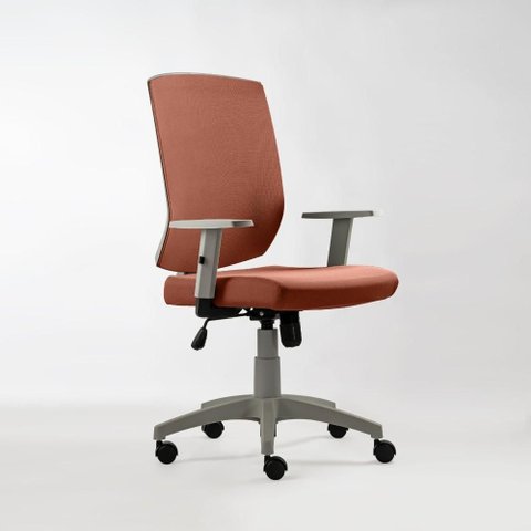 Cadeira Giratória Roal New Opus Monocromática Terracota 120kg com Braços Reguláveis e Mecanismo