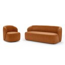 Ver imagem 1 de Poltrona Giratória e Sofá Orgânico Living Leez 170cm 02 Lugares Couríssimo Caramelo - Desk Design