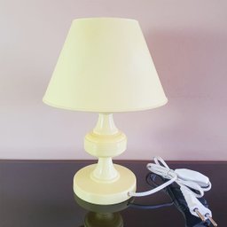 Abajur Infantil Baby Menina Menino Luminária para Quarto de Bebê - Cor Amarelo - 4