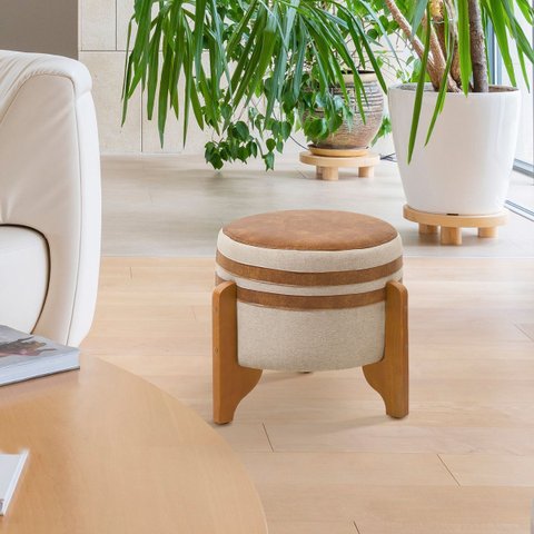 Puff Decorativo Pés Tripé em Veludo e Madeira Moderno e Confortável
