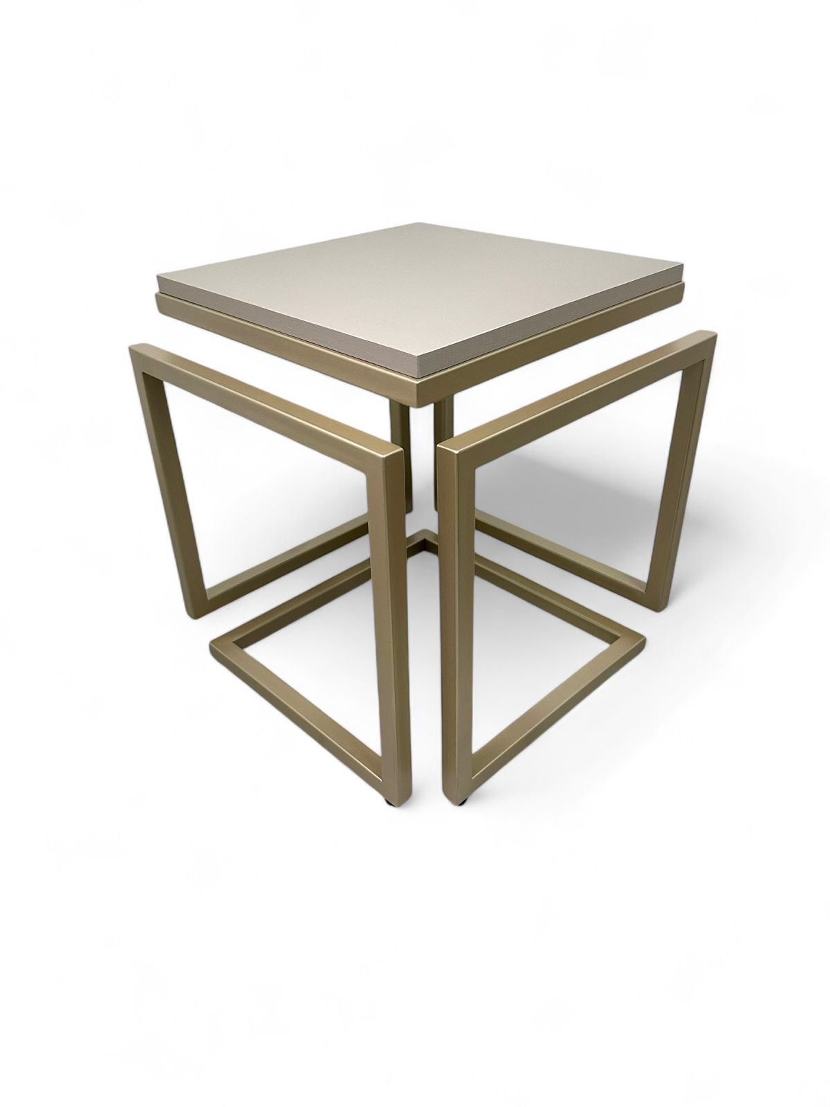 Mesa Lateral Cubo - Metalon Champagne