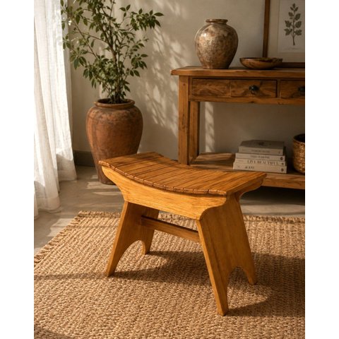 Banquinho Chinês em Madeira Maciça – Design Artesanal e Versátil
