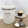 Conjunto 2 Latas Decorativas Cozinha Porta Café e Porta Açúcar de Metal Copenhag Yoi Branco Fosco - 6