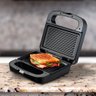 Sanduicheira e Grill Hq 750w Antiaderente Inox Hq-sg001 220v - 3