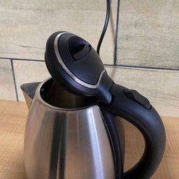 Chaleira Jarra Elétrica Inox 1,8l 220v Água Quente Desligamento Automático Disul - 4