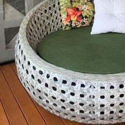 Chaise Orbit em Fibra Sintética Trançada Taipa - Tecido Lisato Oliva - 2