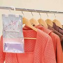 Ver imagem 2 de 10 Sachês Anti Mofo Desumidificador Armários com Gancho Lava