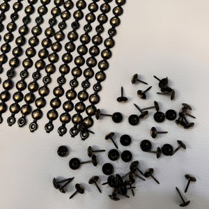 Tachinhas Fumê de Acabamento Tapeceiro - Fita Metro 10 Unid.