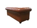 Ver imagem 4 de Sofá Chesterfield de Couro 3 Lugares Marrom Pigmentado - Mempra Design