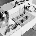 Ver imagem 7 de Penteadeira Camarim Suspensa LED 3 Gavetas 96cm Preto Acetinado Sofia