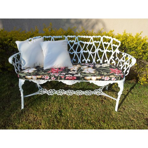 Banco Namoradeira Viena 3 Lugares Alumínio Fundido Jardim Varanda Piscina Área Gourmet Área Externa