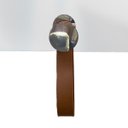 Ver imagem 4 de Espelho Funcional Hook Cromado Alça Caramelo 50x50 cm Quadrado