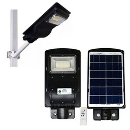 Luminária Solar Poste com Suporte Placa Completa LED 50W Sensor Controle Jardim Rua - 1
