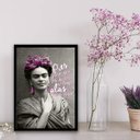 Ver imagem 1 de Quadro Roxo E Preto Frida Kahlo 24x18cm - com vidro:Madeira branca