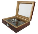 Ver imagem 5 de Caixa Umidora de Charutos Tampa em Vidro Kit com Cinzeiro e Cortador Ebony Set