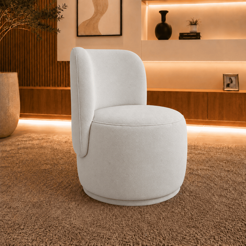 Poltrona Bia Decorativa Orgânica Suede para Sala Estofada