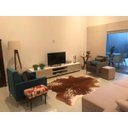 Ver imagem 3 de Tapete Couro Natural de Boi Salpicado Marrom e Branco M