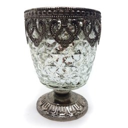 Castiçal Porta Velas Medieval em Vidro Vintage Prata com Base - 2