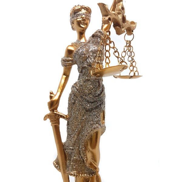 Estátua Dama Da Justiça Têmis Deusa 20cm Símbolo Do Direito - 4