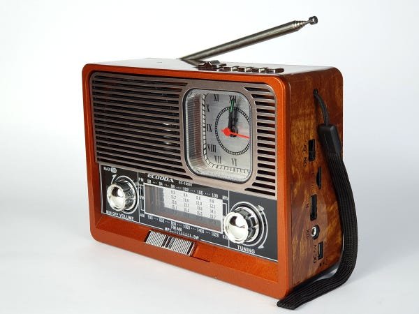 Rádio Retro Antigo Vintage Am FM Bluetooth Qualidade Barato - 4