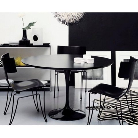 Mesa de Jantar Tulipa Saarinen Redonda 90 cm Laqueada Preto