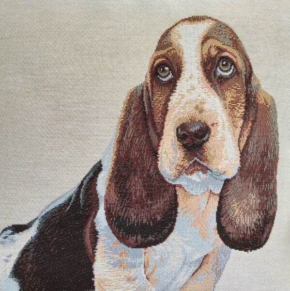 Almofada cheia em Jacquard Basset Hound - 2