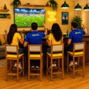 Ver imagem 2 de 4 Banquetas Madeira Copa do Mundo Brasil Estofados Bruna:Mel e Sintetico Verde e Amarelo