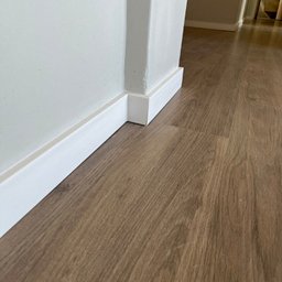 Rodapé Poliestireno Liso Branco 10cm Br 2,40m - Arquitech 50010 - 5