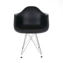 Ver imagem 3 de Cadeira Eames com Braços Preta - Base Eiffel Cromada
