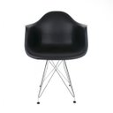 Ver imagem 2 de Kit 2 Cadeiras Eames com Braços Preta - Base Eiffel Cromado