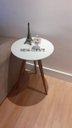 Ver imagem 4 de Mesa de Canto Tampo 50cm Branca Vidro Pés 50cm