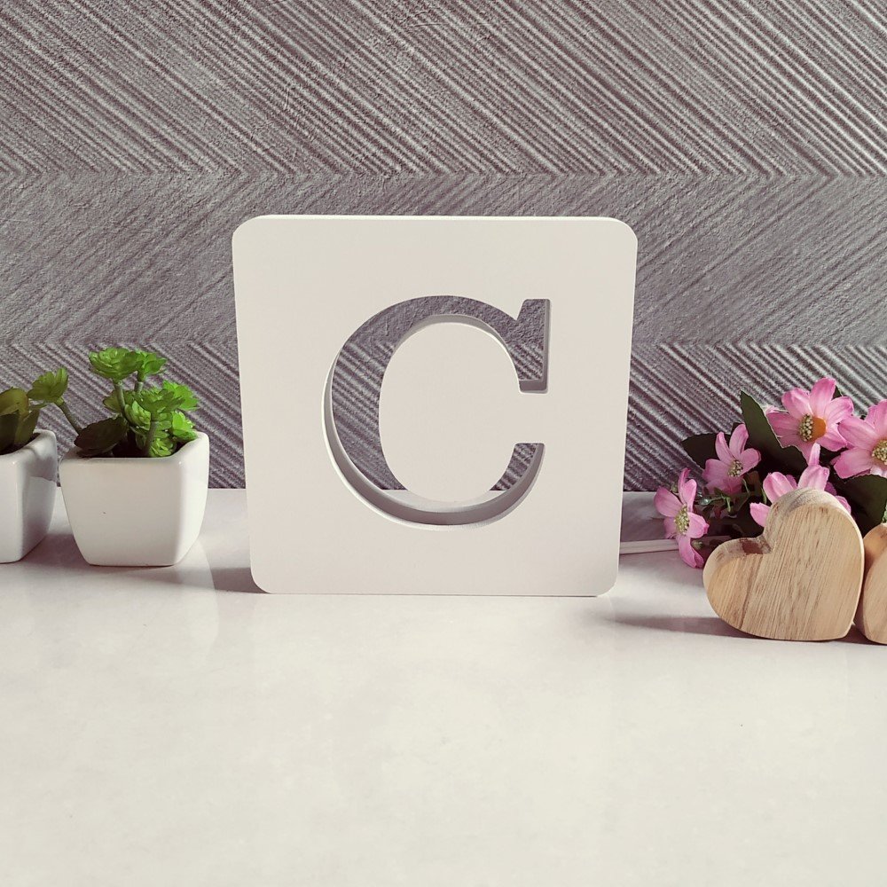 1 Luminária LED Mesa Letras Alfabeto Decorativa MDF Branco 14cmC