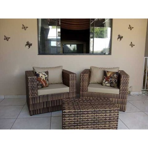 Conjunto de poltrona 2 lugares em fibra sintética