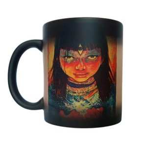 CANECA DE CERAMICA RESINADA E MAGINA PRETA (XAMANICA)