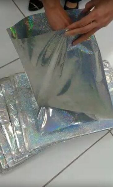 Saco para Presentes Holográfico 50x35 C 100 Unidades Pacotes - 6